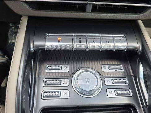 New 2025 Lincoln Nautilus Premier w/ Equipment Group 102A image 11