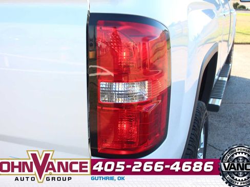 Used 2019 GMC Sierra 2500 Denali w/ Duramax Plus Package image 12