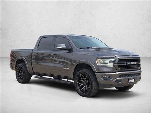 Used 2021 RAM 1500 Laramie w/ Sport Appearance Package AWD/4WD image 3