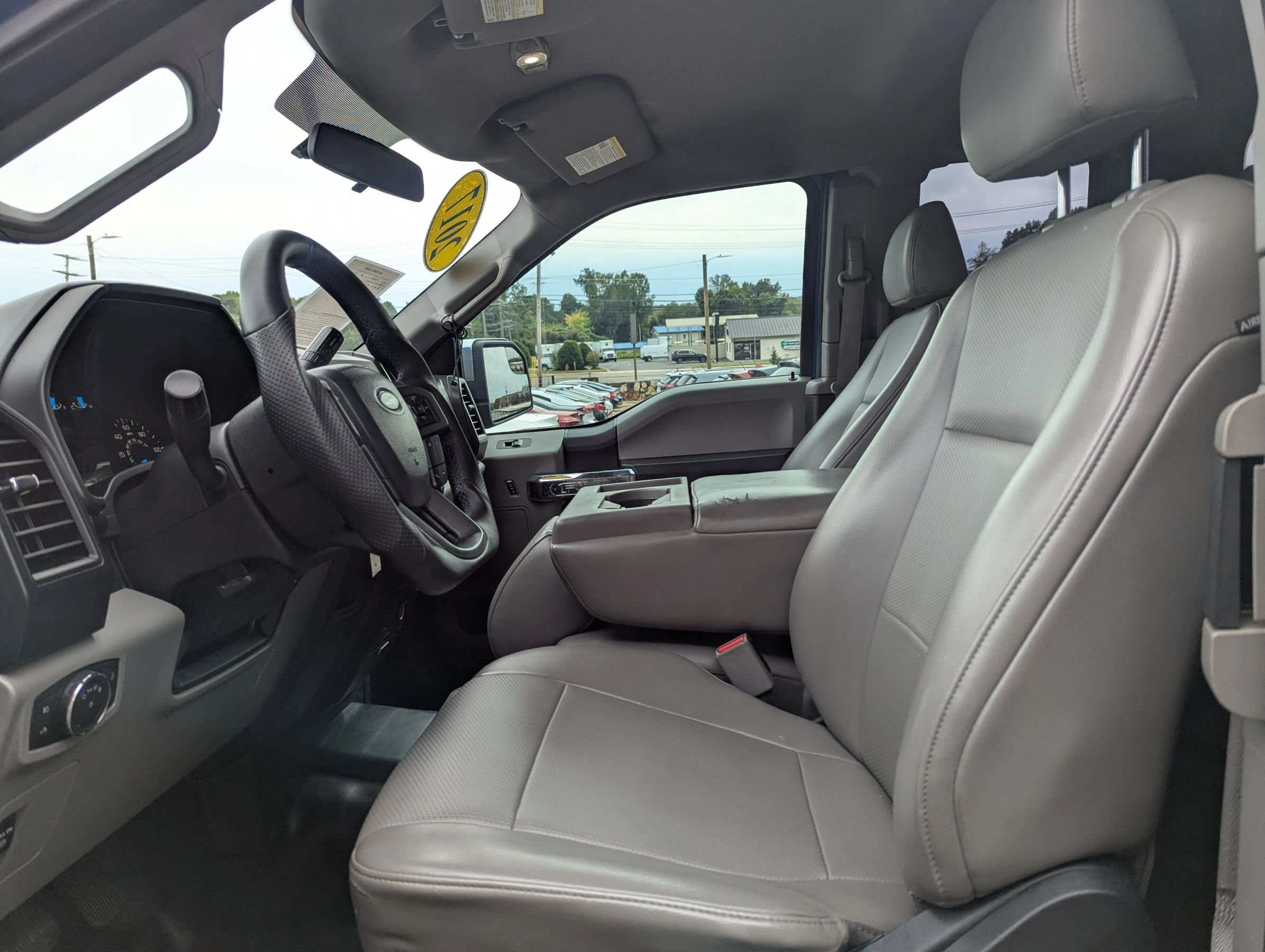 Used 2017 Ford F150 XL w/ Equipment Group 101A Mid RWD image 18