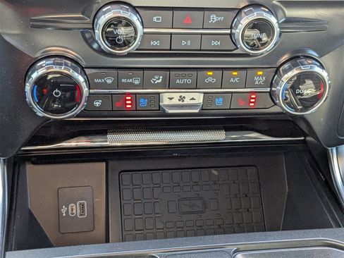 New 2026 Ford F150 Platinum w/ Equipment Group 701A Base image 25