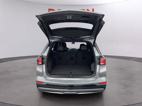 Used 2024 Chevrolet Equinox RS w/ RS Leather Package image 34