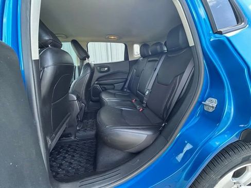 Used 2020 Jeep Compass Latitude image 24