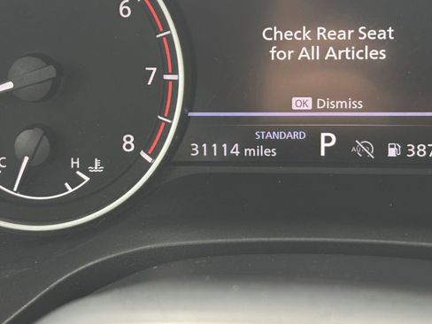 Used 2025 Nissan Rogue SV FWD image 42