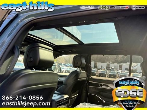 New 2026 Jeep Grand Wagoneer Limited AWD/4WD image 5
