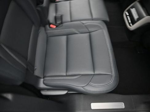 Certified 2025 Lincoln Nautilus Premier AWD/4WD image 24