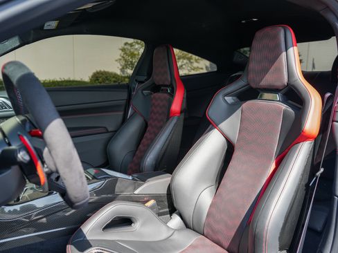 Used 2025 BMW M4 CS AWD/4WD image 18
