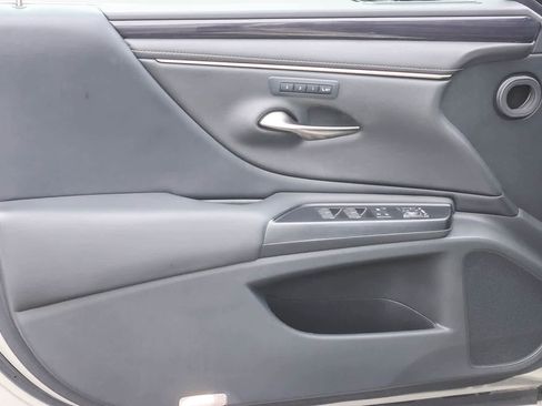 Used 2021 Lexus ES 350 w/ Premium Package image 19