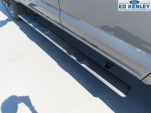 New 2025 Ford F350 Platinum w/ FX4 Off-Road Package image 11