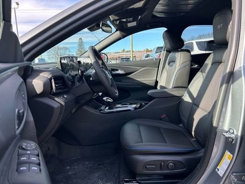 New 2026 Buick Envista Sport Touring w/ Convenience I Package image 25
