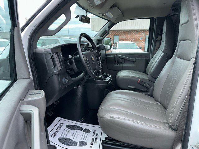 Used 2020 Chevrolet Express 2500 w/ Driver Convenience Package RWD image 16