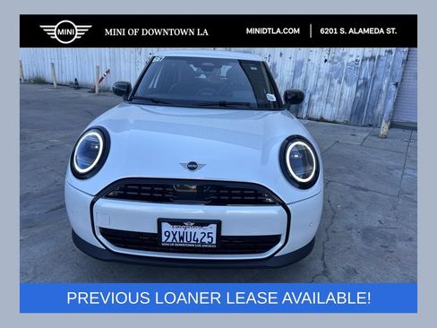 Used 2026 MINI Cooper 4-Door Hardtop FWD image 1