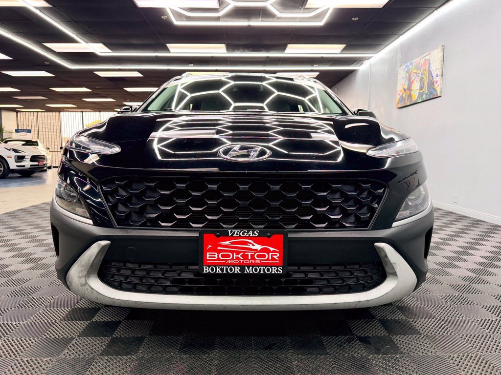 Used 2022 Hyundai Kona SEL w/ Cargo Package FWD image 3