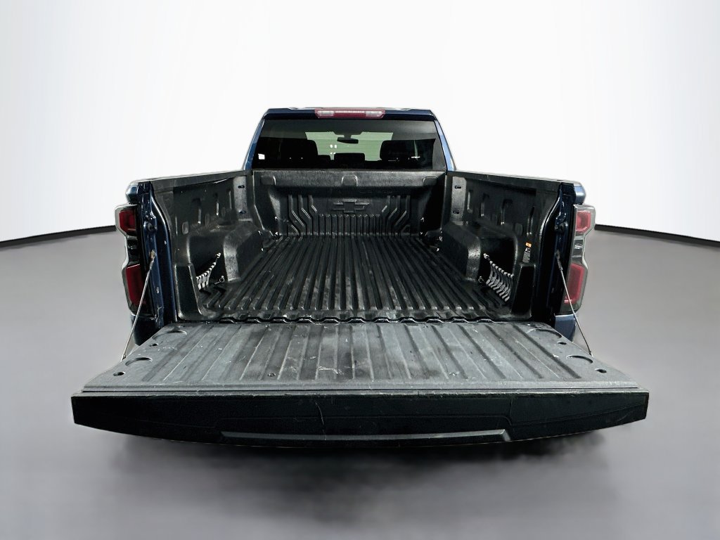 Used 2020 Chevrolet Silverado 1500 Custom w/ Custom Value Package AWD/4WD image 23