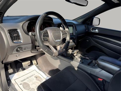 Used 2018 Dodge Durango SRT w/ Technology Group AWD/4WD image 18