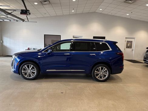 Used 2023 Cadillac XT6 Premium Luxury w/ Platinum Package AWD/4WD image 4