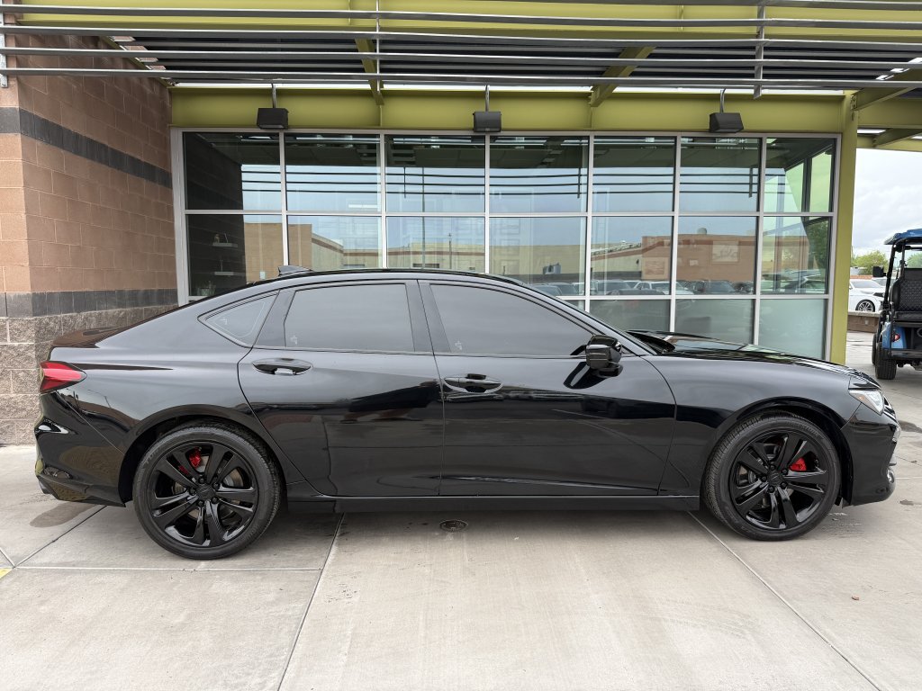 Used 2025 Acura TLX w/ Technology Package FWD image 9