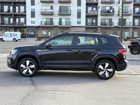 Used 2024 Volkswagen Taos S AWD/4WD image 4