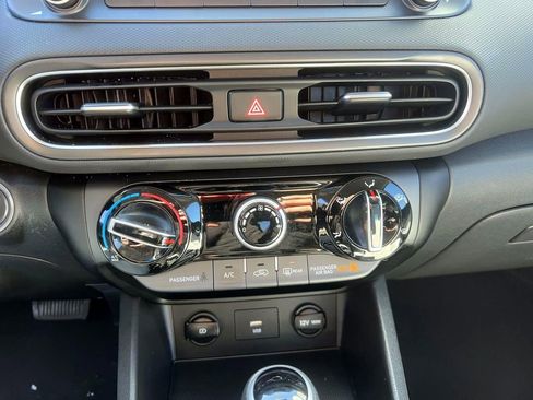 Used 2023 Hyundai Kona SEL image 22