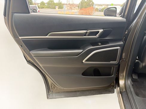 Used 2025 Kia Telluride S image 28