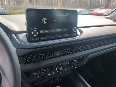 Certified 2025 Honda Accord LX image 28