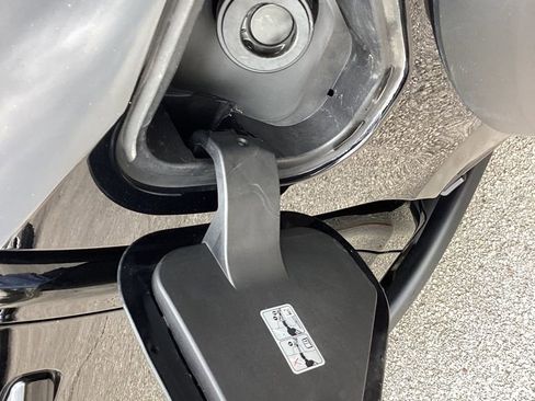 Used 2024 Chevrolet Colorado ZR2 w/ ZR2 Convenience Package III image 16