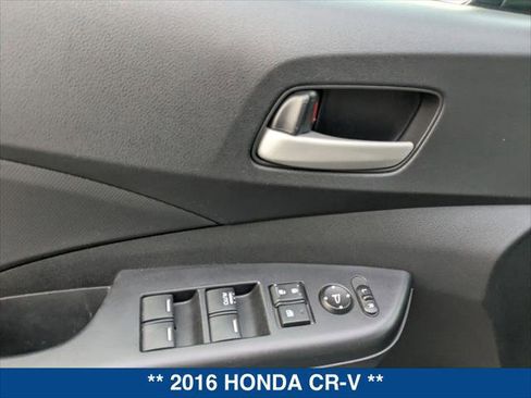 Used 2016 Honda CR-V SE image 11