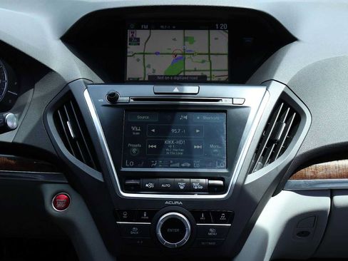 Used 2017 Acura MDX w/ Technology Package AWD/4WD image 16