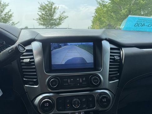 Used 2018 Chevrolet Suburban LT AWD/4WD image 23