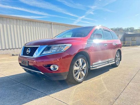 Used 2014 Nissan Pathfinder Platinum w/ Platinum Premium Package image 1