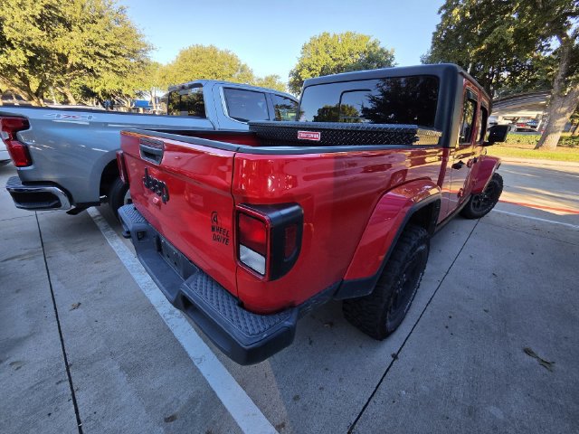 Used 2022 Jeep Gladiator Sport AWD/4WD image 6