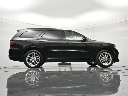 Used 2024 Dodge Durango GT RWD image 42