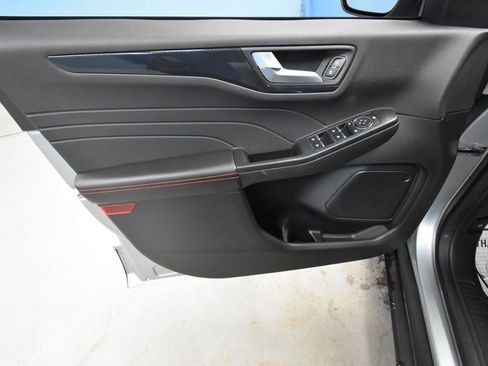 Used 2024 Ford Escape ST-Line w/ Tech Pack #1 image 5