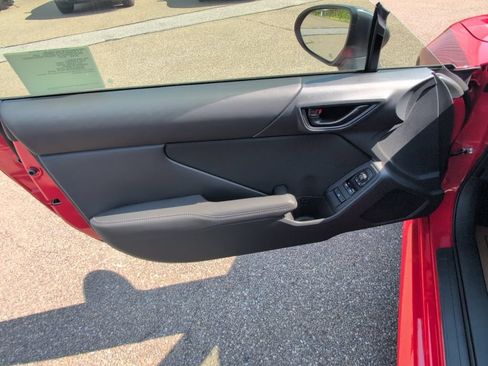 Used 2026 Toyota GR86 w/ ALL Weather Mat Package (TMS) RWD image 14