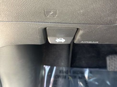 Used 2023 Chevrolet TrailBlazer RS w/ Sun and Liftgate Package AWD/4WD image 37