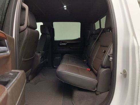Used 2022 GMC Sierra 1500 Denali image 11