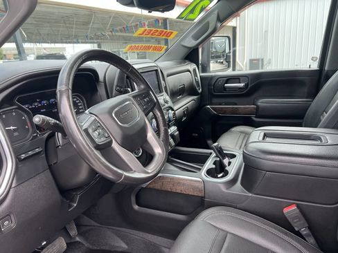 Used 2021 GMC Sierra 3500 Denali w/ Denali Ultimate Package AWD/4WD image 23
