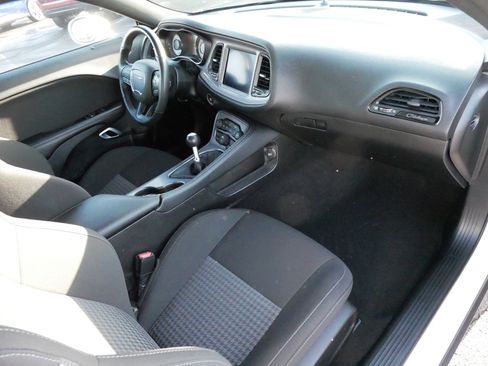 Used 2023 Dodge Challenger R/T w/ T/A Package image 10