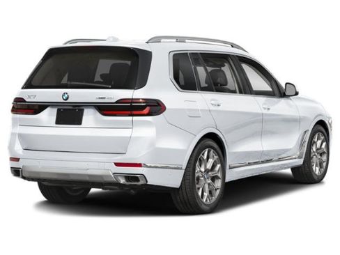 New 2027 BMW X7 xDrive40i w/ Executive Package AWD/4WD image 2
