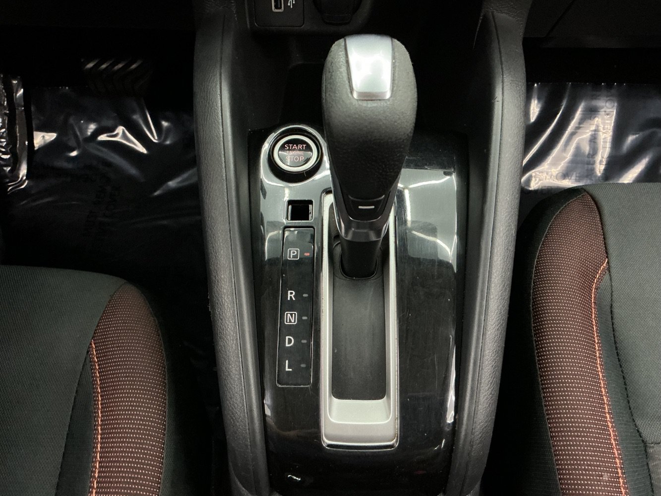 Used 2020 Nissan Versa SR w/ Convenience Package FWD image 36