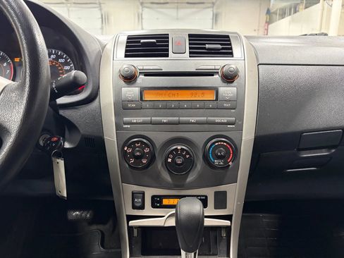 Used 2010 Toyota Corolla S FWD image 33