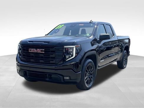 Used 2023 GMC Sierra 1500 Elevation image 2