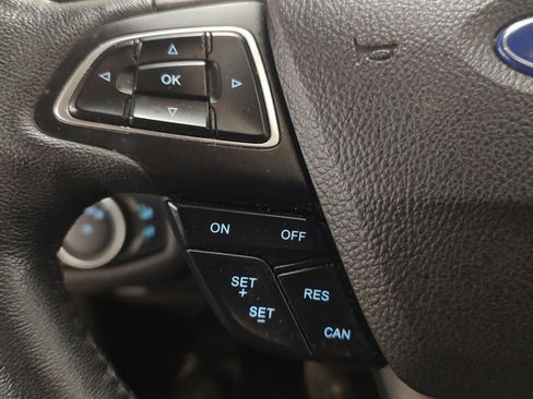 Used 2018 Ford Escape Titanium FWD image 15
