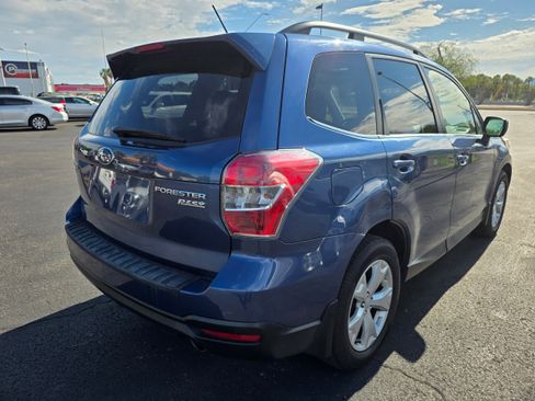 Used 2014 Subaru Forester 2.5i Limited AWD/4WD image 5