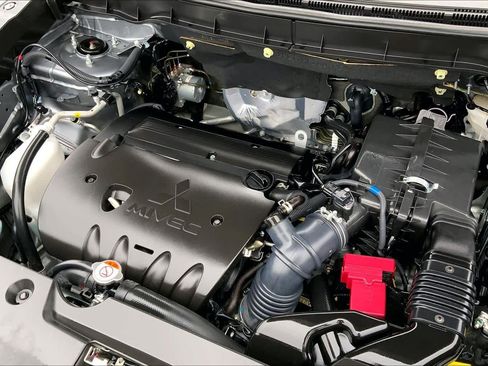 Used 2025 Mitsubishi Outlander Sport LE image 31