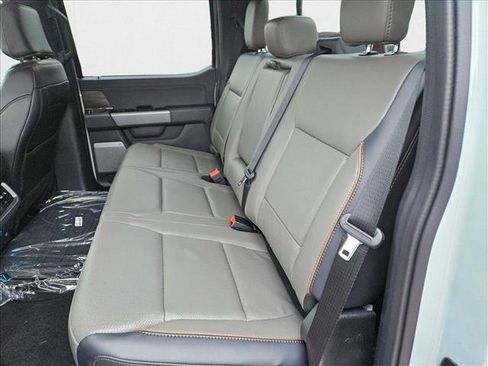 New 2025 Ford F150 Lariat w/ Equipment Group 502A High image 12