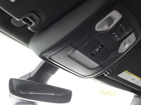 Used 2021 RAM 1500 Big Horn w/ Built-to-serve Edition image 12