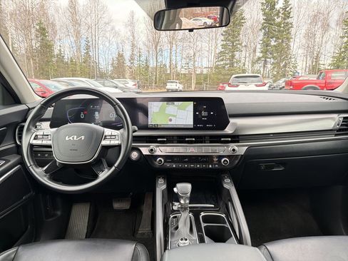Used 2025 Kia Telluride S AWD/4WD image 25
