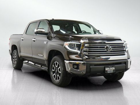 Used 2018 Toyota Tundra Limited w/ Limited Premium Package AWD/4WD image 7