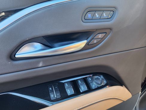 Used 2023 Cadillac Escalade ESV Premium Luxury w/ Performance Package image 26